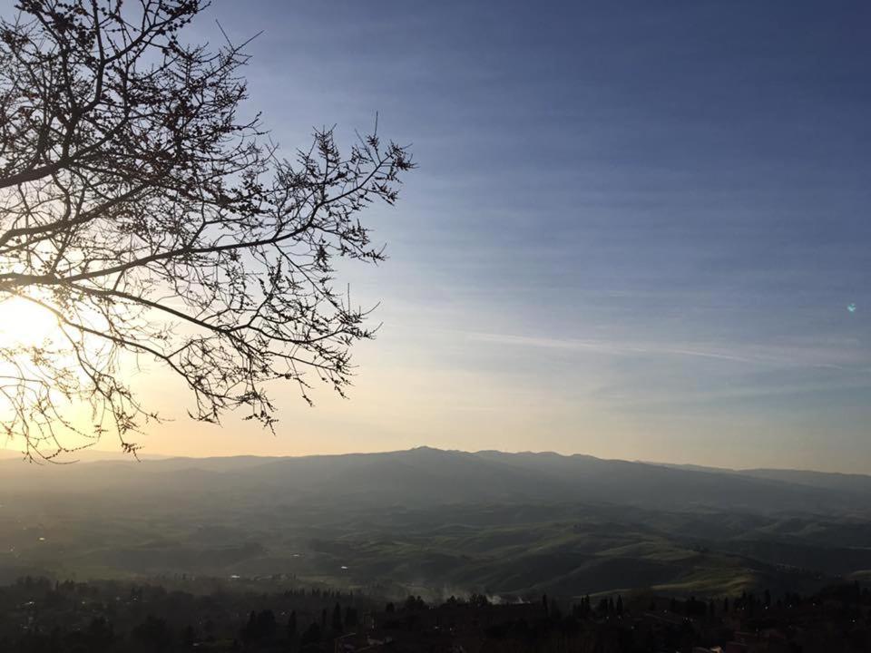 Agriturismo Alle Rose Volterra Eksteriør billede