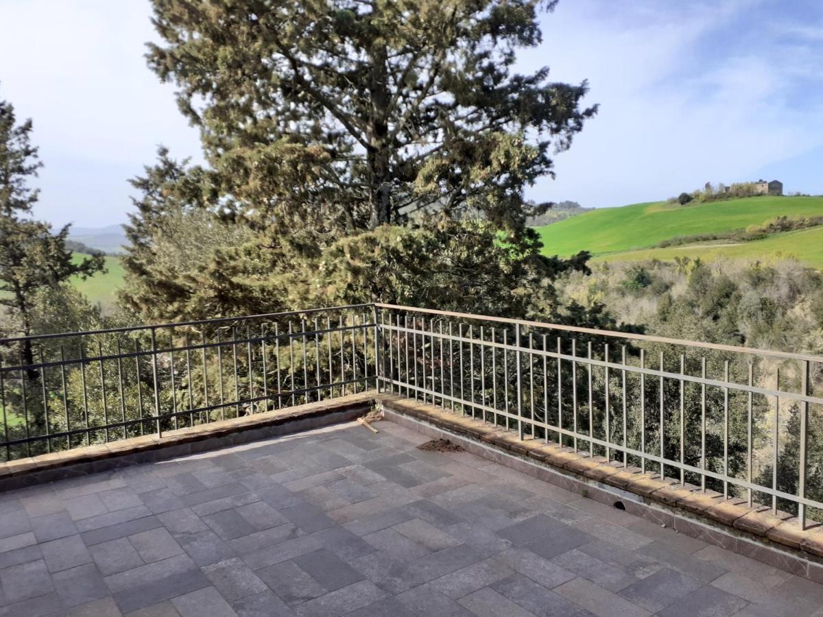 Agriturismo Alle Rose Volterra Eksteriør billede