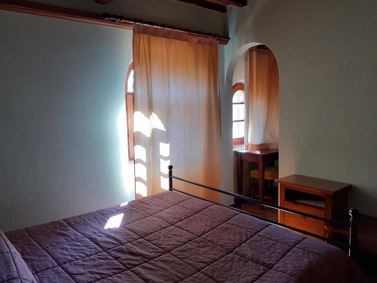 Agriturismo Alle Rose Volterra Eksteriør billede