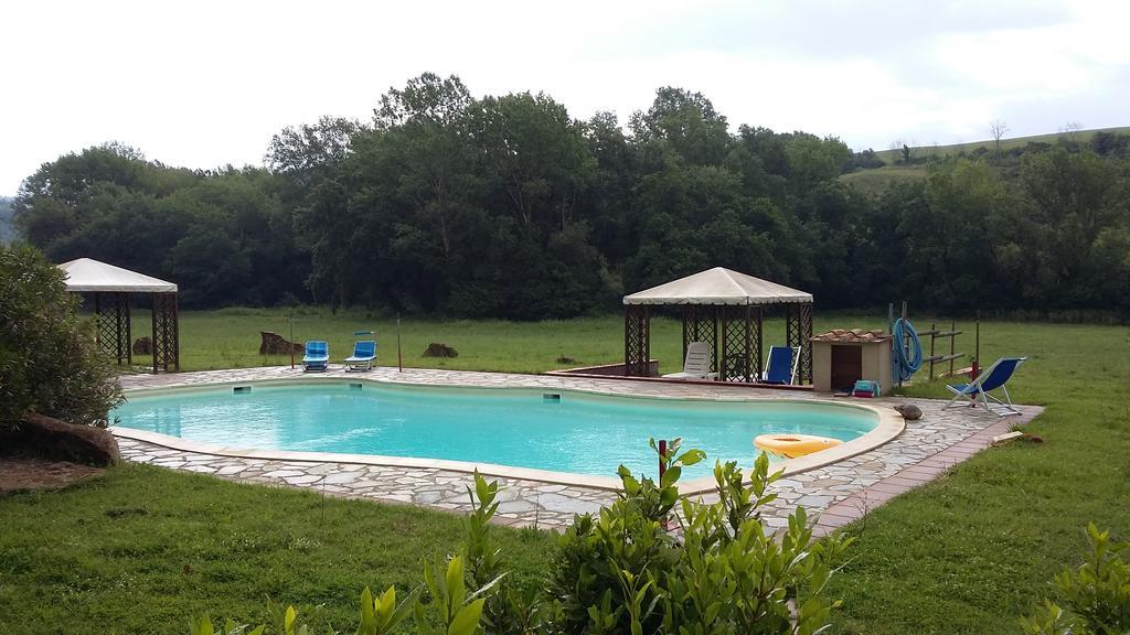 Agriturismo Alle Rose Volterra Eksteriør billede