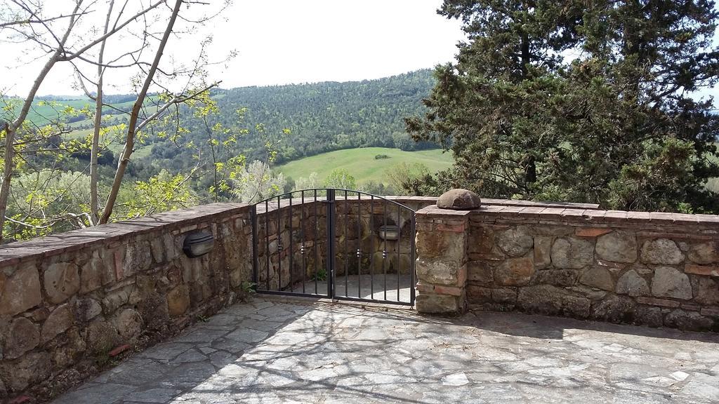 Agriturismo Alle Rose Volterra Eksteriør billede